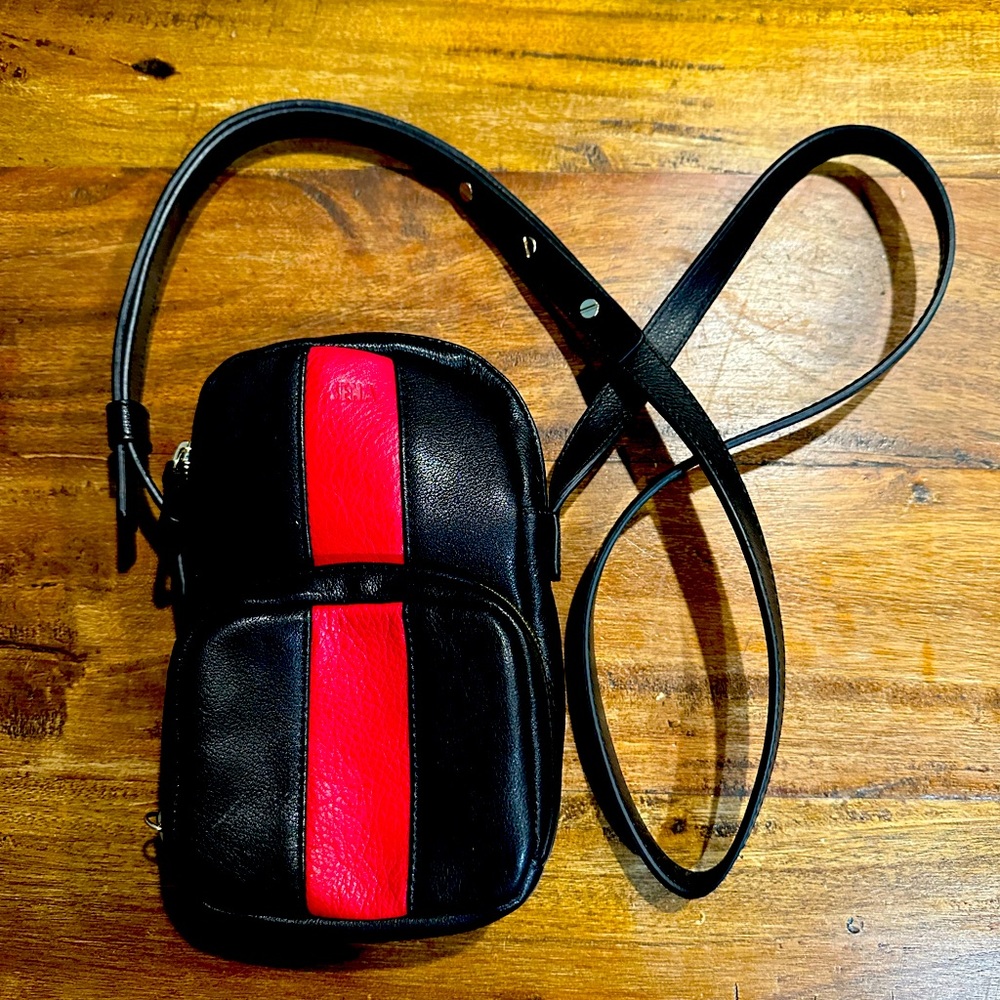 Sena Leather Black/Red Side Bag